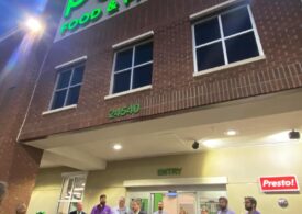 <strong>Publix Ribbon Cutting</strong>